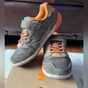 Merrell Kids Bare Steps A83 Sneaker - Size 10